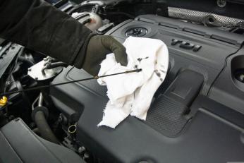 (P) La câți km se schimbă distribuția, uleiul și plăcuțele