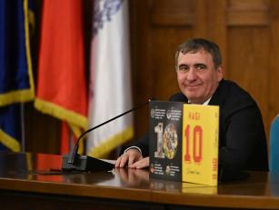 Gică Hagi își vinde acțiunile de la Farul. Sportivul e pregătit să preia naționala României