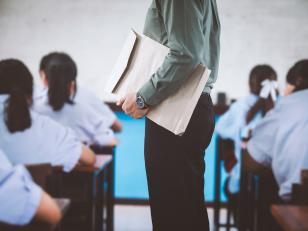 Simulare Evaluarea Națională 2026: Ce subiecte au primit elevii de clasa a VIII-a și cum a arătat baremul