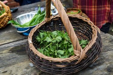 Secrete de post pentru mâncarea de urzici. Rețeta maicii Tecla de la Mănăstirea Văratec