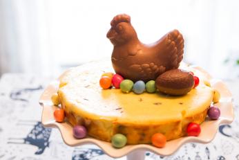 Rețeta simplă de pască fără aluat a maicii Macrina de la Mănăstirea Sfintei Cruci. Care e ingredientul secret