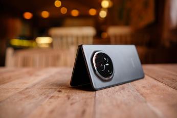 Honor a dezvăluit un „smartphone robot”. Ce poate face dispozitivul