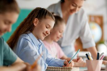 Când revin elevii la școală după vacanța de Paște. Câte săptămâni de cursuri mai sunt până la vacanța de vară