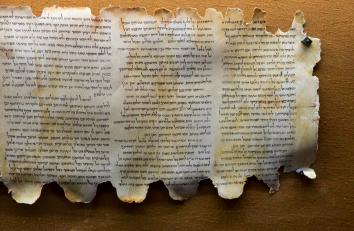 Un manuscris creștin pierdut a fost reconstruit. Ce scria în paginile nemaivăzute de sute de ani