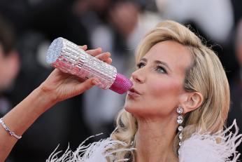 Lady Victoria Hervey, fără sutien la Festivalul de Film de la Cannes. Cum arată ținuta care a sfidat toate regulile