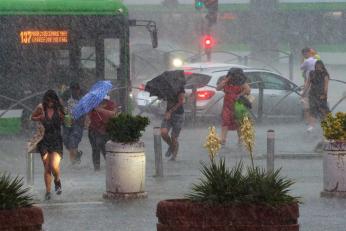 Alertă meteo de ploi torențiale, vijelii și grindină. Până când este valabilă avertizarea ANM și ce zone sunt vizate