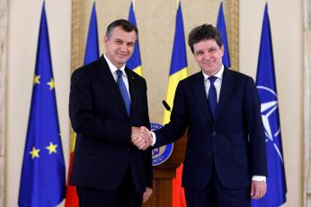 Cine este și cu ce se ocupă soția lui Eugen Tomac. Diana Postică, o prezență publică discretă