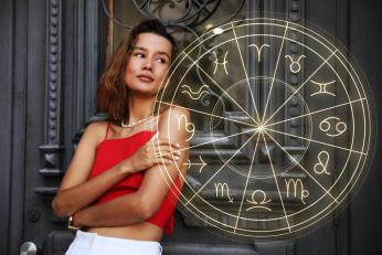 Horoscopul lunii august 2026. Mulți nativi se regăsesc în vise mai vechi