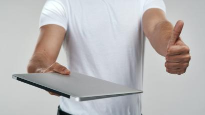 (P) Electronice second-hand: 8 verificări pe care să le faci înainte să cumperi