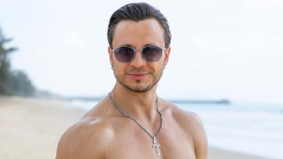 Cum arăta Dima Roșca, ispita Insula Iubirii, în urmă cu 3 ani. Blond și cu părul lung, nu îl recunoști deloc