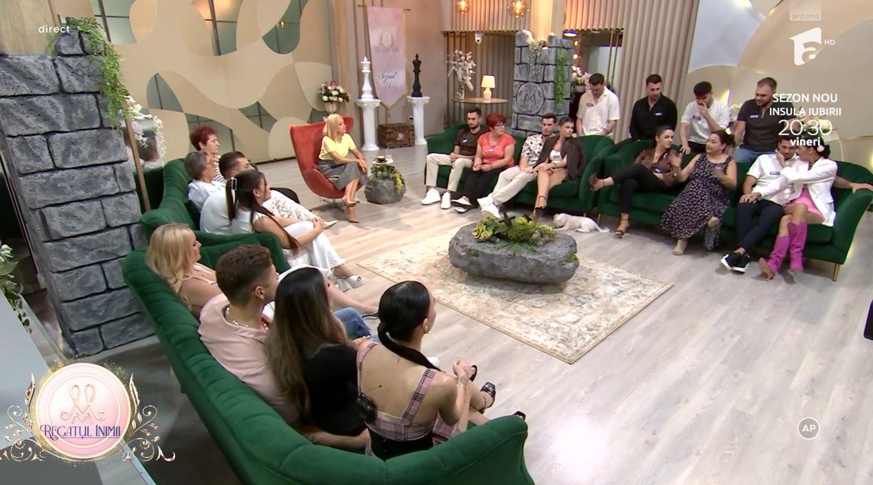Simona Gherghe și concurenții din casa Mireasa sezonul 14