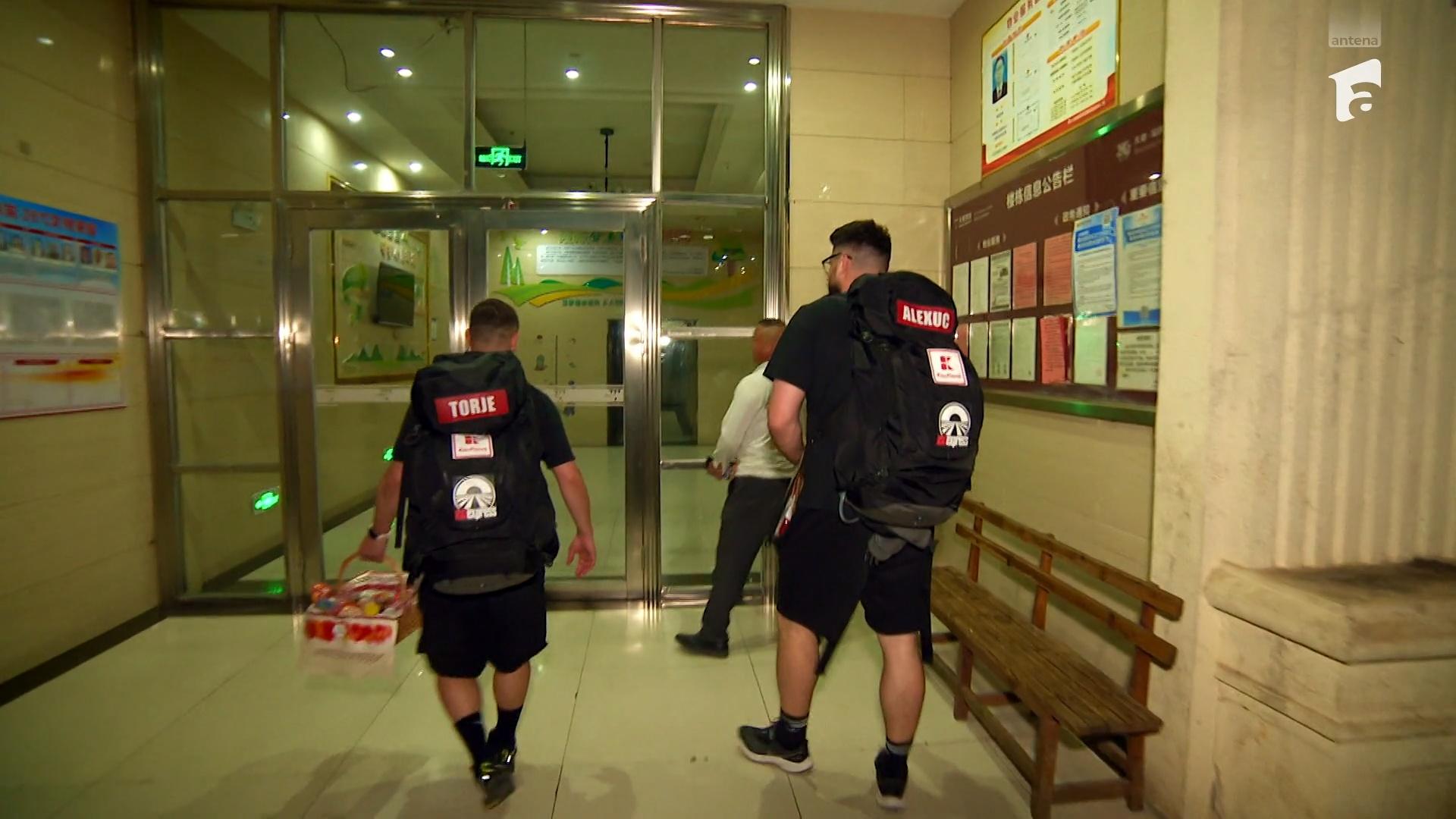 Gabi Torje și Alin Alexuc la Asia Express