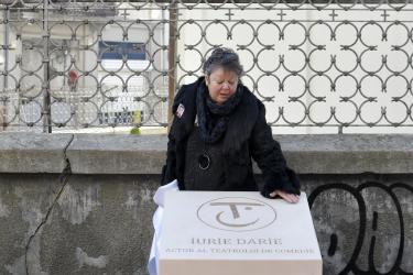 Cine este bărbatul care a plâns neîncetat la înmormântarea Ancăi Pandrea. I-a fost alături până în ultimele clipe