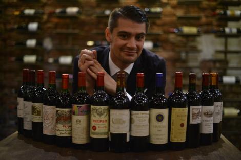 În Ajun de Crăciun, Virgil Mănescu dă sfaturi despre alegerea vinului pentru mese festive, dar și pentru un cadou elegant