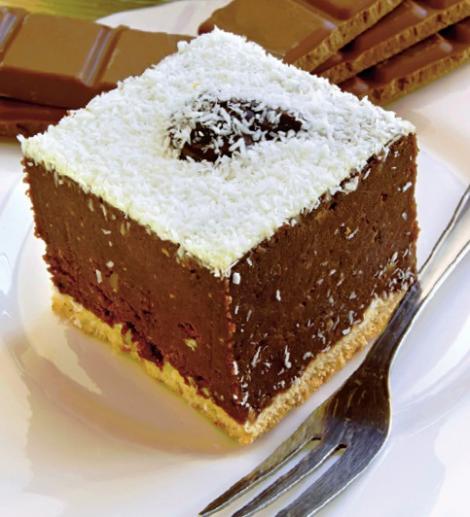 Vrei un desert simplu și rapid? Încearcă prăjitura de ciocolată cu biscuiţi, FĂRĂ COACERE