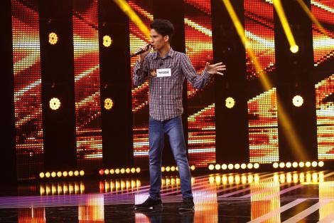 Dănuț Kozak, un puști abandonat când era mic, a impresionat juriul X Factor