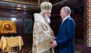 „Cozile de topor” ale Rusiei din Biserica Ortodoxă Română. Cum pătrund narațiunile Kremlinului în societatea românească prin propagandiștii în sutană