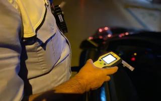 Poliția a tras mașina vedetei pe dreapta și a folosit imediat drugtestul! Rezultatul: pozitiv la cocaină!