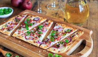 Tarte Flambée – Flammkuchen. Rețetă clasică alsaciană