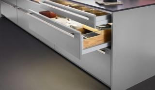 Sfaturi pentru a curăța mobila mată. Ce arată specialiștii în acest sens