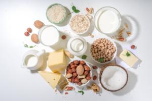 Ce sunt brânzeturile vegane și din ce se prepară. Iată ce poți să pregătești cu ele