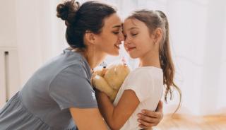 Parentingul blând poate fi o metodă dificilă pentru anumiți părinți. La ce concluzii au ajuns specialiștii
