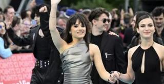 Cine e Alexandra Căpitanescu, tânăra care a înnebunit întreaga lume și are șanse mari să câștige Eurovision