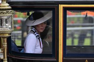 Kate Middleton, detaliu dureros la ziua Regelui Charles. Ce s-a întâmplat când a coborât din trăsura regală