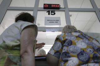 Pensionarii care trebuie să meargă la Casa de Pensii. Riscă să își piardă beneficiile din mai 2025