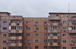 Cui aparţine terenul de sub bloc? Puţini români ştiu acest detaliu