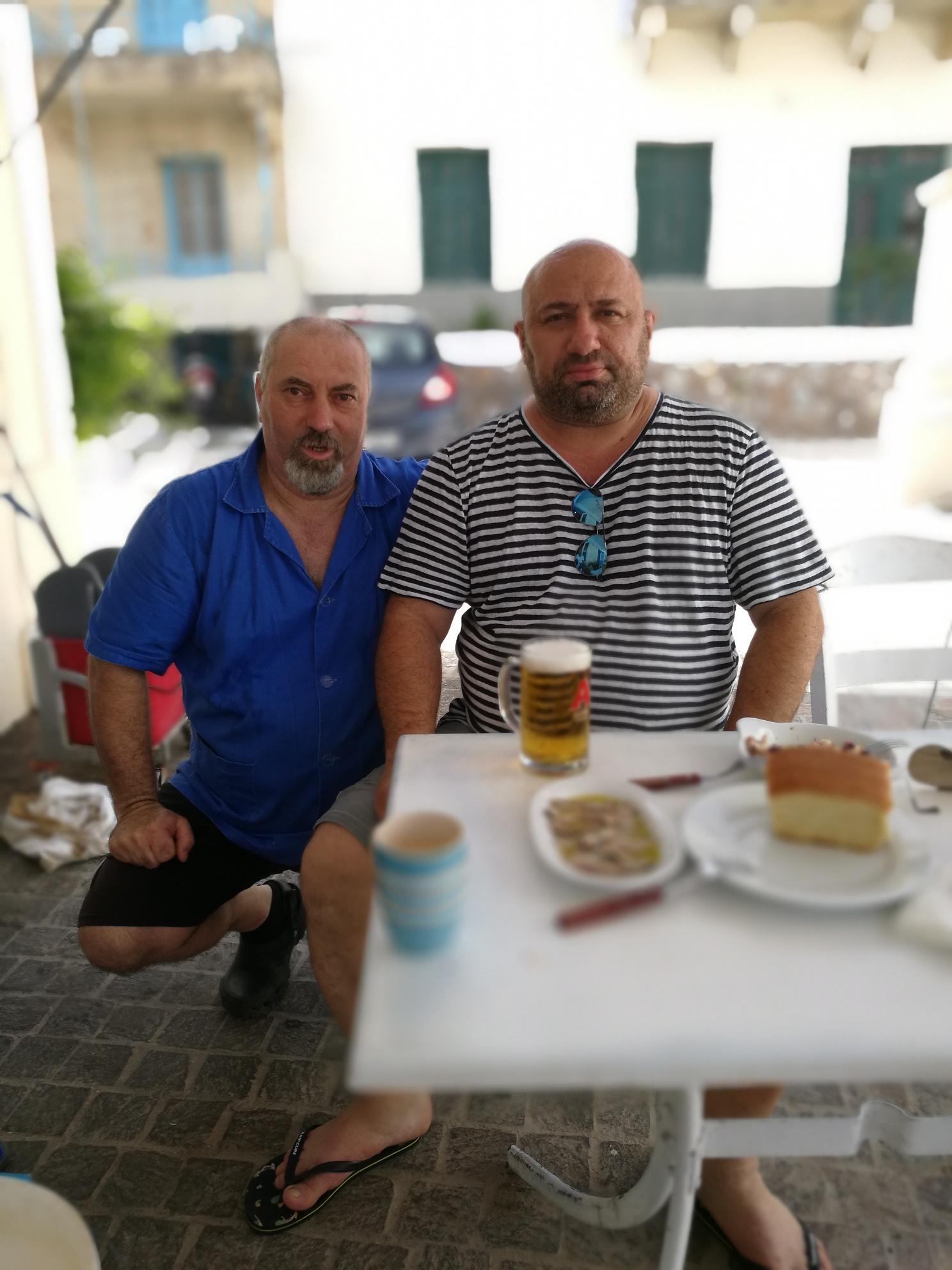 Chef Cătălin Scărlătescu respectă tradiția: a plecat cu barca în Grecia și anul acesta! Ce a făcut vestitul chef pe mare?