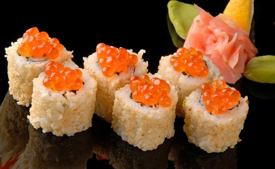 Îți place sushi? Iată istoria acestui fel de mâncare