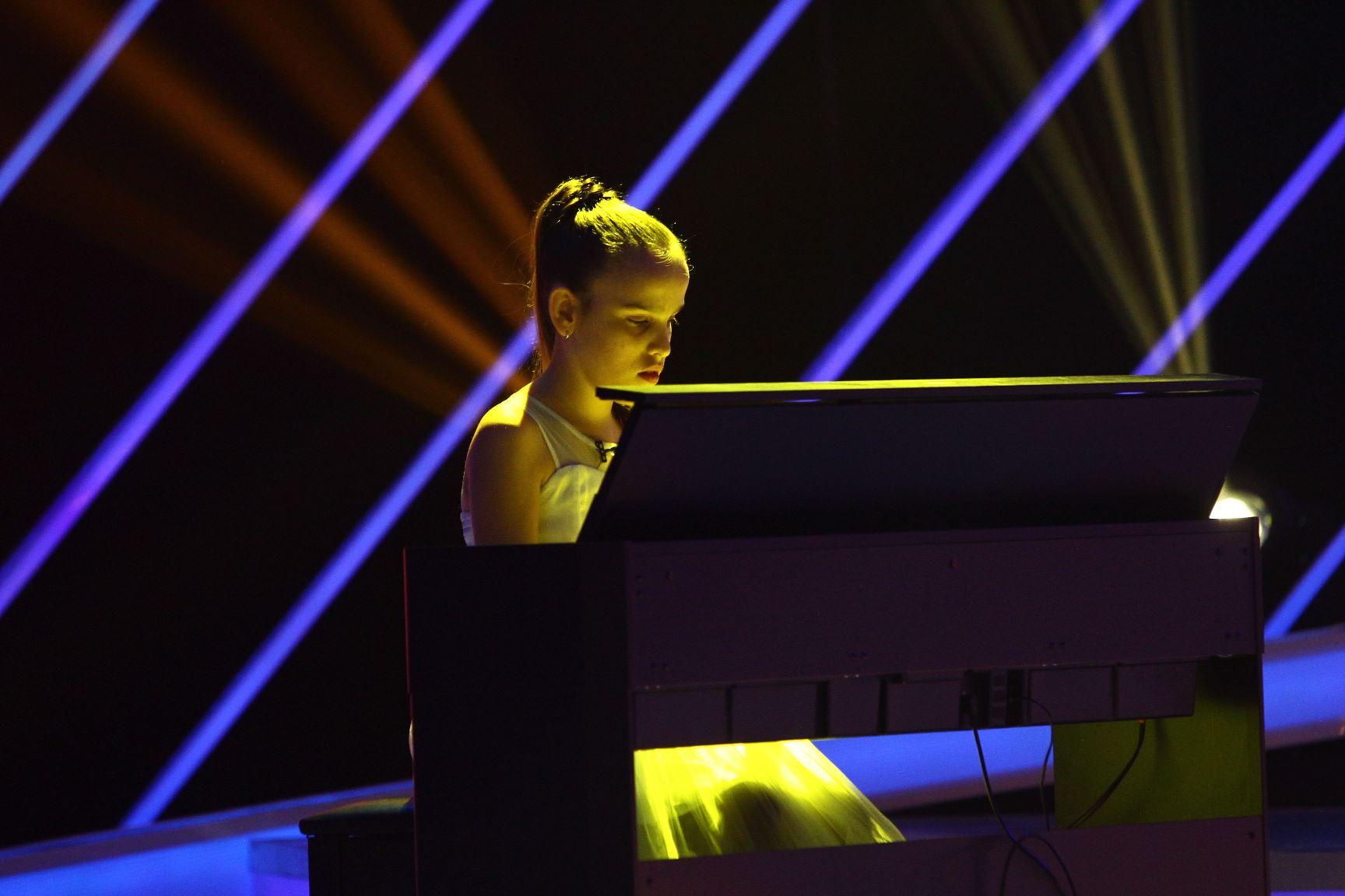 În Joia Mare, de la ora 20.30, la “Next Star”, o fetiță nevăzătoare îi uimește pe jurați cu talentul ei de pianistă