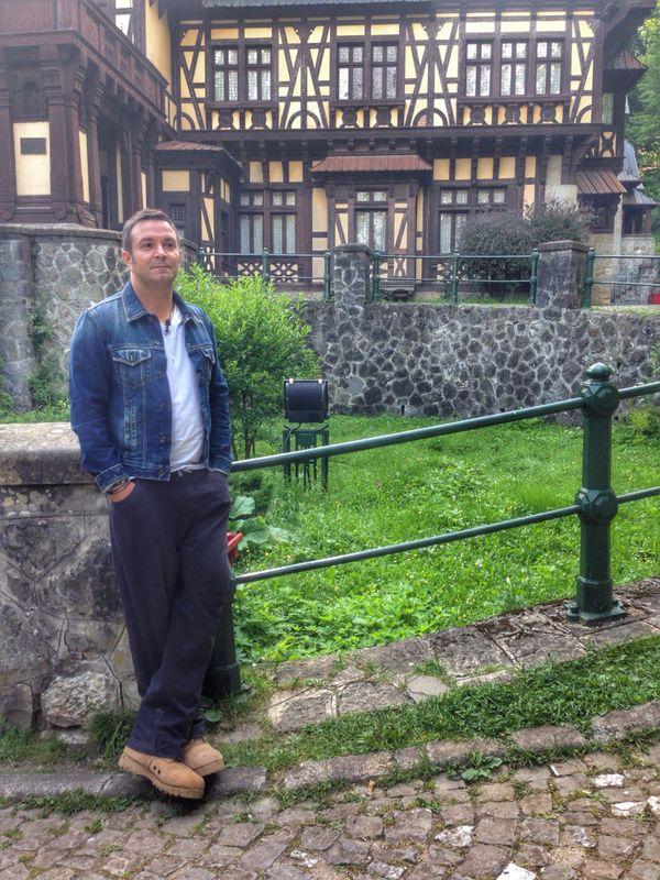 Daniel Buzdugan face haz de necaz: “Am muncit cât n-am muncit toată viața mea la Poftiți pe la noi”.
