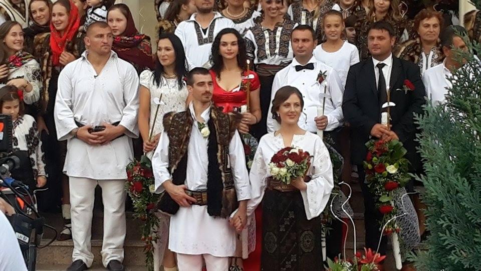 Anca și Mihai au avut o nuntă de vis! Atmosfera a fost de-a dreptul incendiară, iar Edi Stancu și baletul au făcut super spectacol!