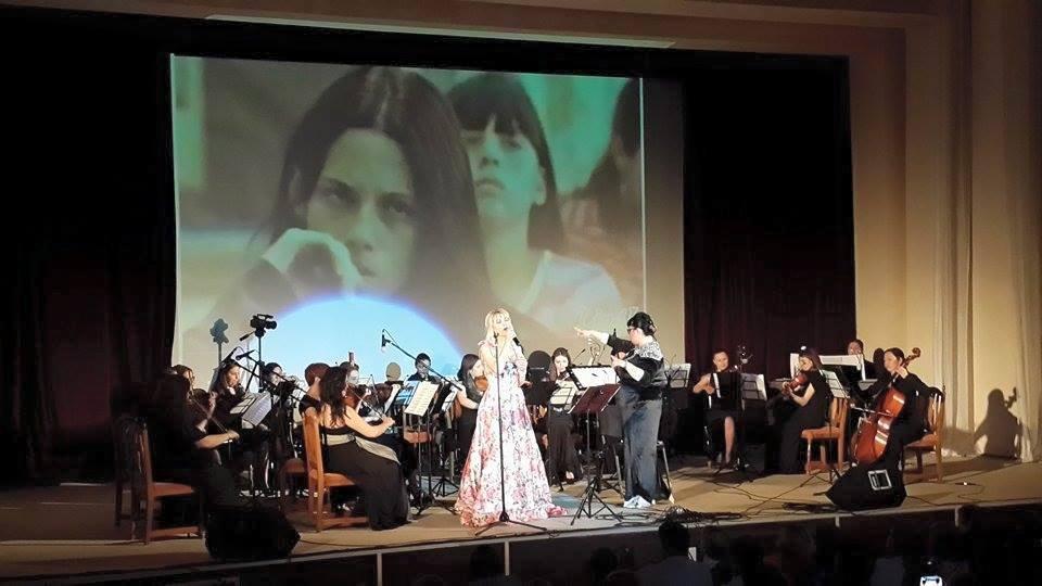 Ozana Barabancea a dirijat prima orchestră de femei din România!