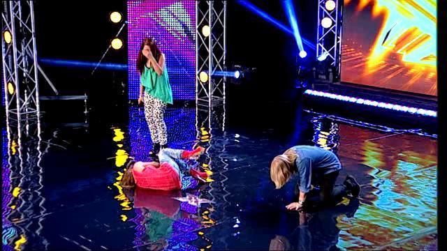 Ioana Anuta si Tudor Todut, in genunchi in fata juratilor X Factor!