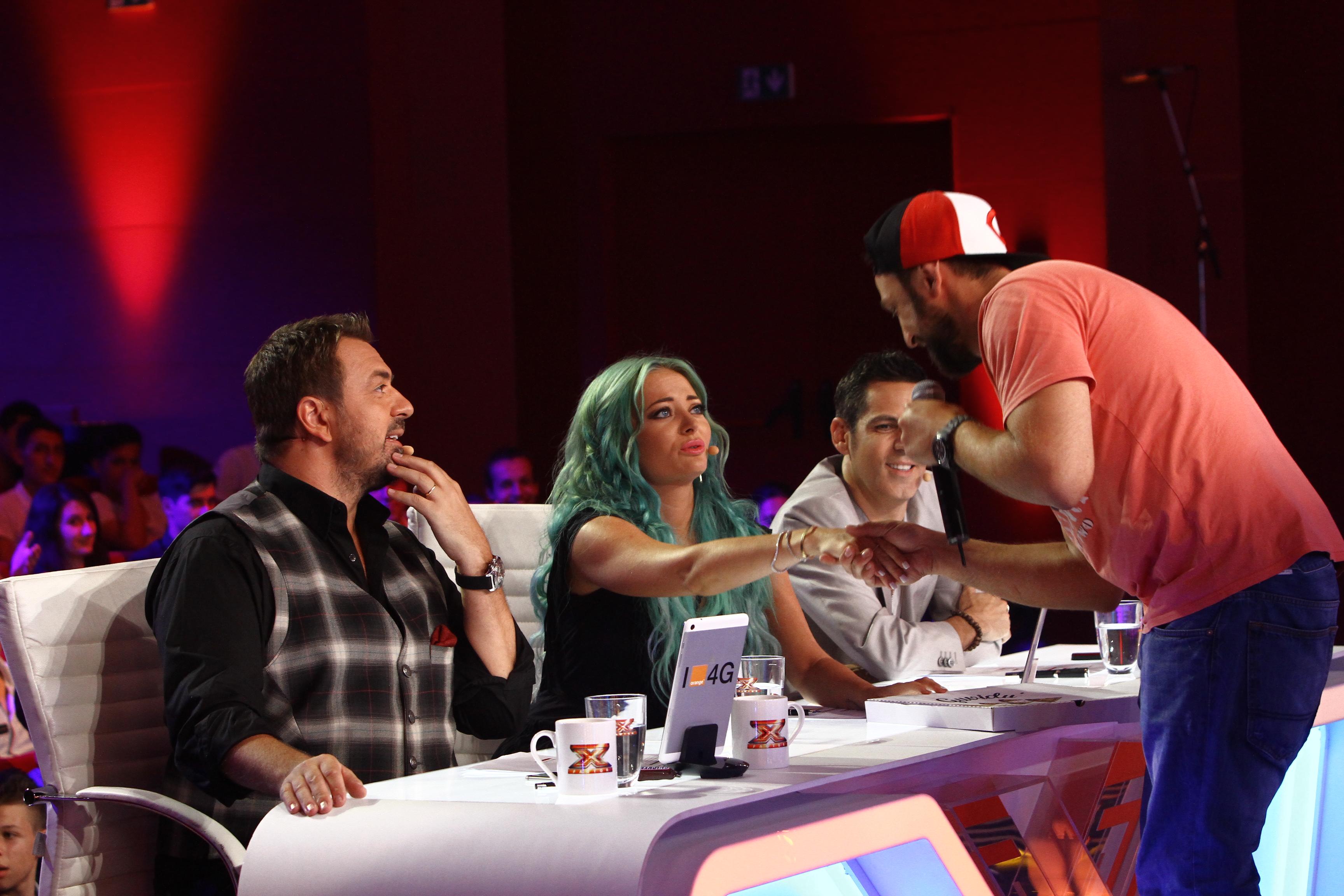 Guvidu și Gonzales au scos MEGA-HITUL ANULUI! ”No tengo dinero iară” a primit trei de DA de la jurații X Factor