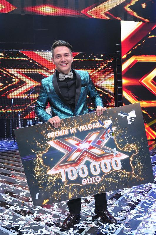 Florin Răduţă este marele câştigător al show-ului X Factor! Visul său a devenit realitate: 