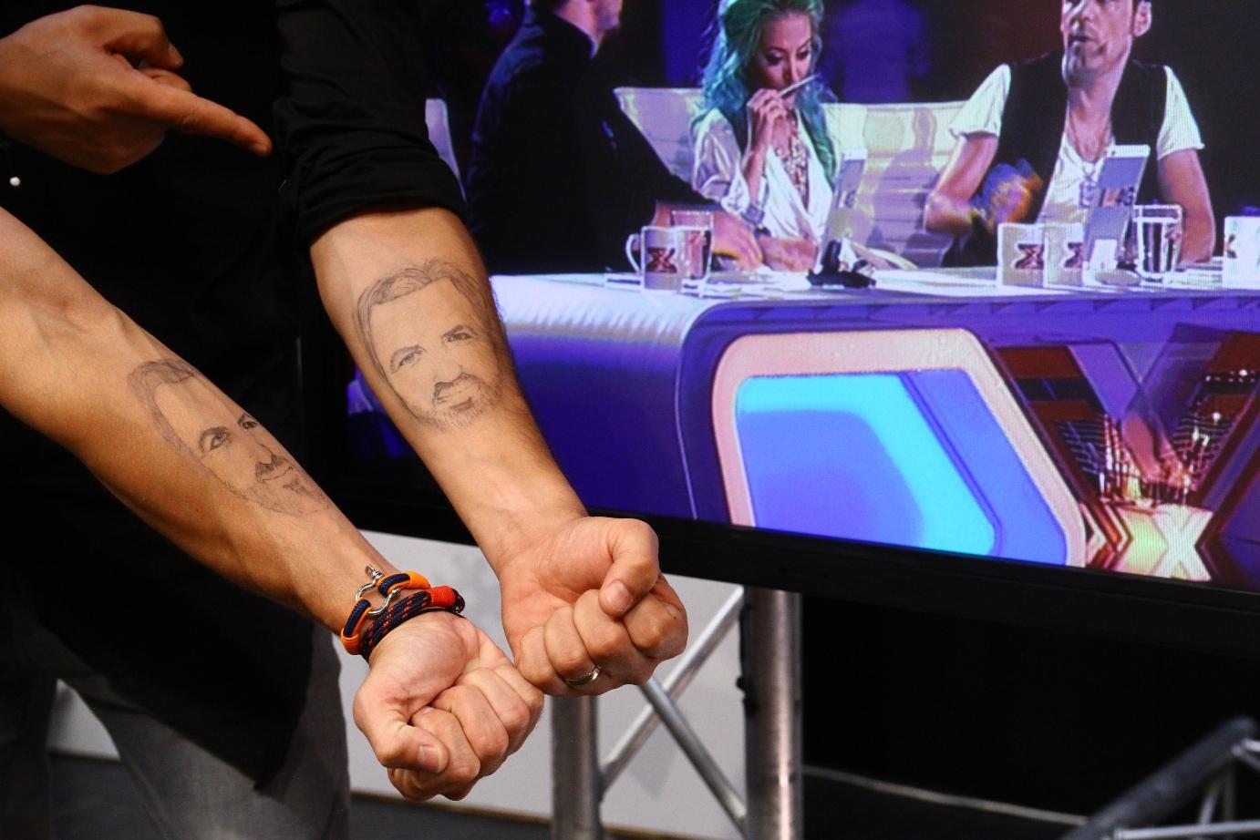 Răzvan și Dani și-au tatuat pe brațe chipul lui Horia Brenciu