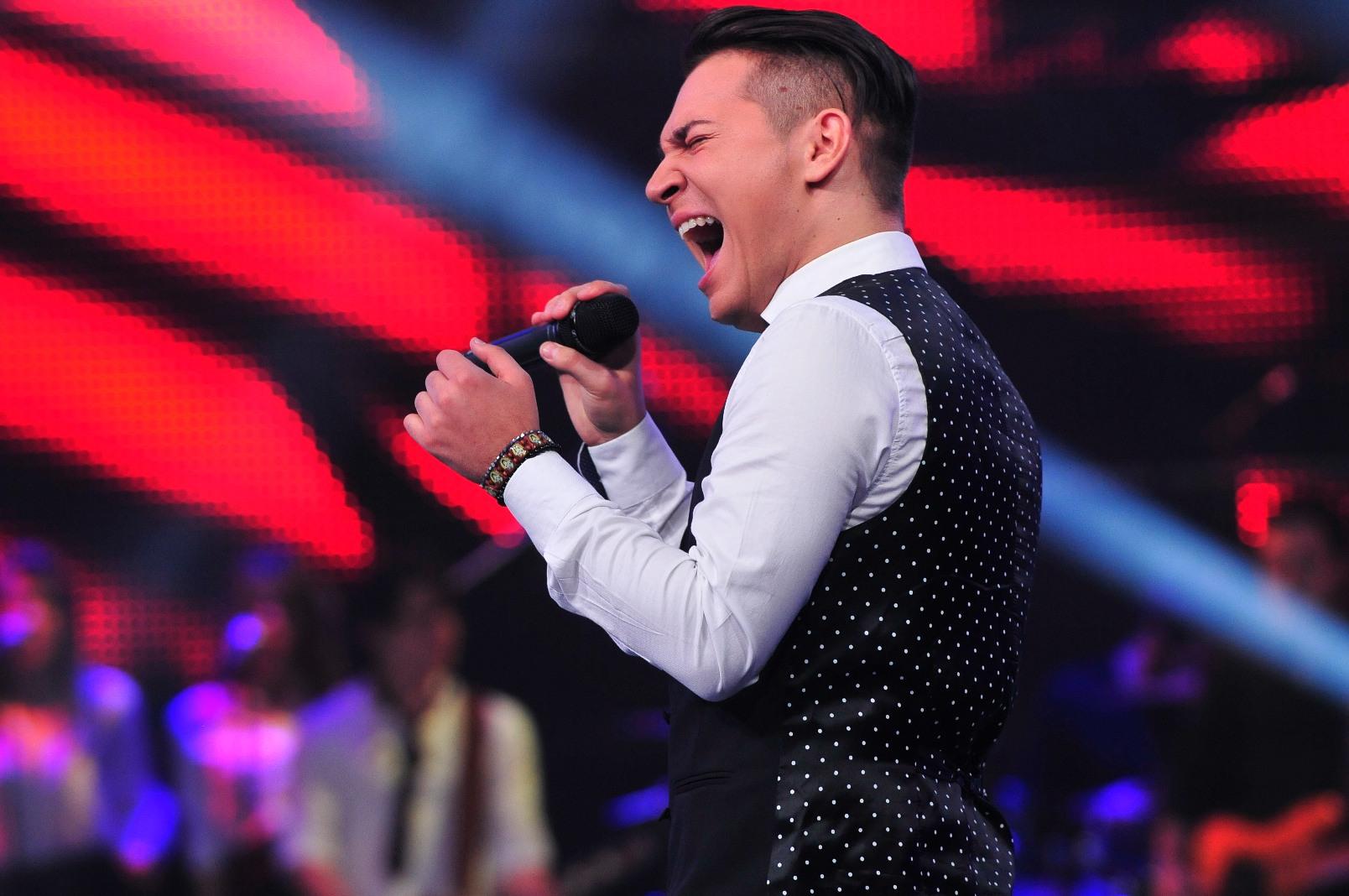 Câștigătorul celui de-al cincilea sezon X Factor de la Antena 1,  Florin Răduță, în concert cu Nicoleta Nucă