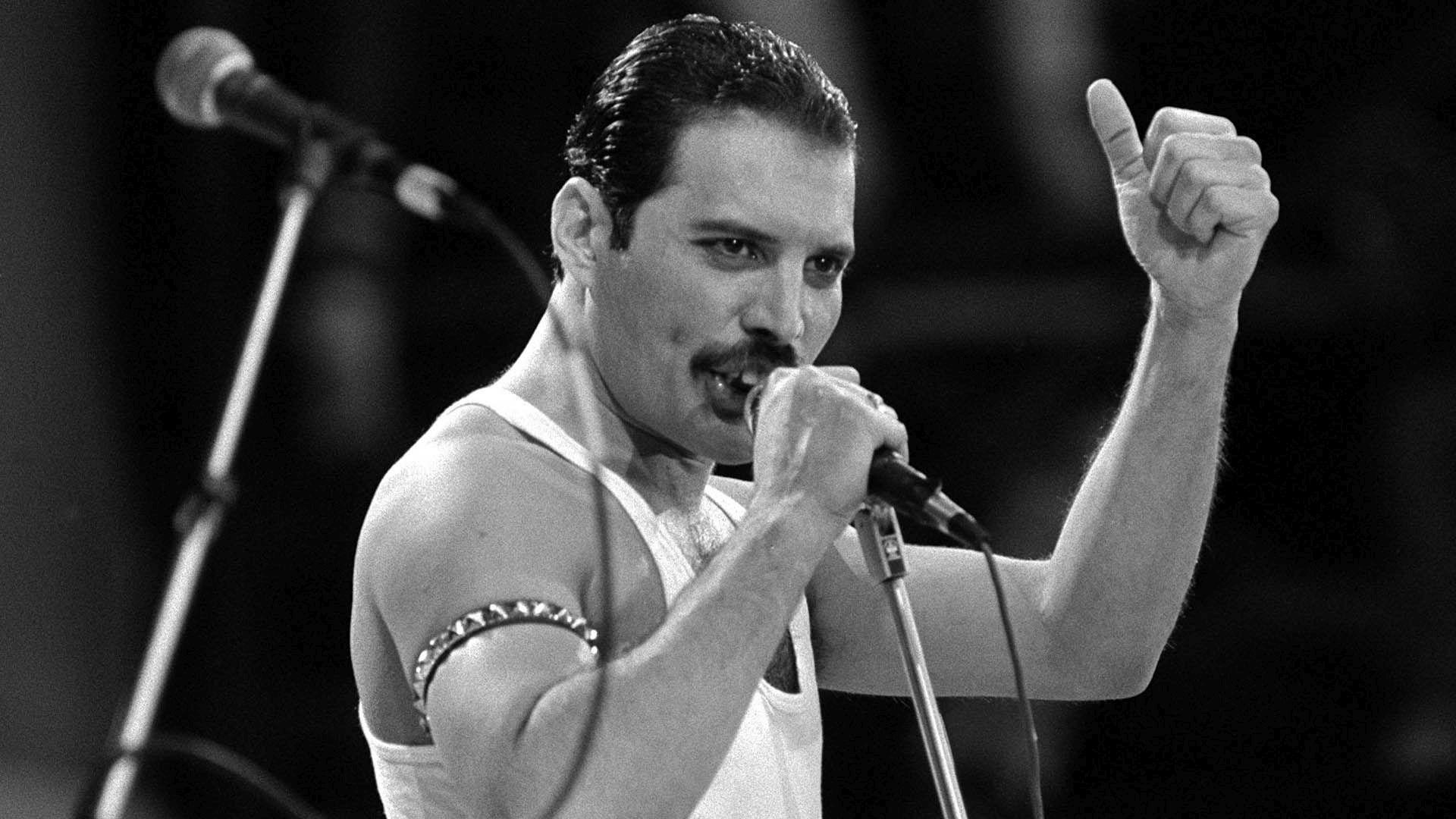 E oficial. Vocea lui Freddie Mercury suna așa pentru că era ”o forță a naturii cu viteza unui uragan!”