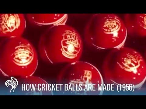 VIDEO! Cum se făceau mingiile de crichet în 1965