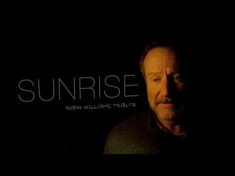 „I still exist”! Răpește-ți patru minute din viață ca să auzi cele mai frumoase cuvinte din Univers! Robin Williams, omul care ți-a făcut viața mai bună!