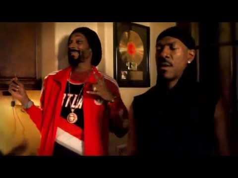 Eddie Murphy s-a apucat de cantat impreuna cu Snoop Lion: Asculta aici melodia lor!