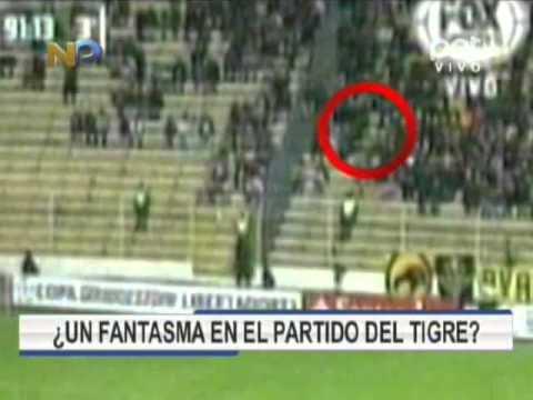 VIDEO! O fantomă a bântuit tribunele în timpul unui meci de fotbal
