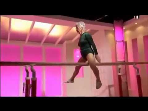VIDEO! Cea mai in varsta gimnasta din lume are 87 de ani si o agilitate de invidiat