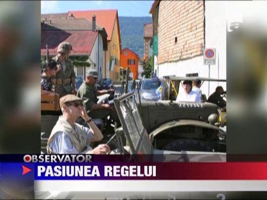 Masinile, o pasiune regala: Regele Mihai I al Romaniei si-a condus Jeep-ul Willys la parada colectionarilor din al II-lea Razboi Mondial