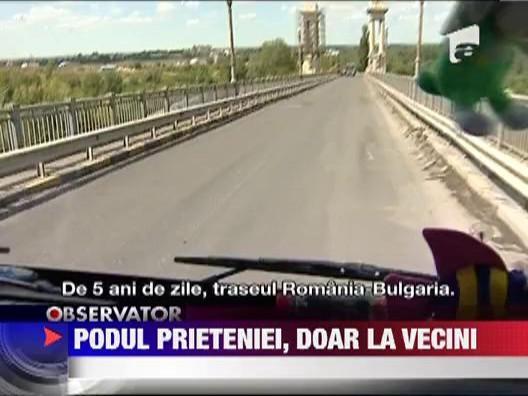 Podul care leaga Giurgiu de Ruse, plin de gropi! Romania a uitat sa-l asfalteze