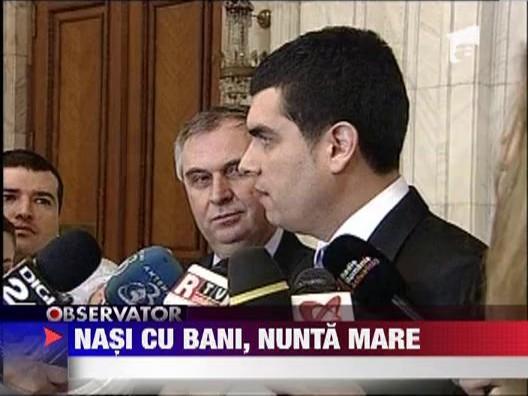Razvan si Aura Mustea sunt nasii de nunta ai Elenei Basescu. Afla aici mai multe despre cei doi!